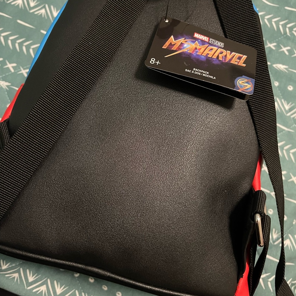 Marvel backpack - Picture 3 of 3